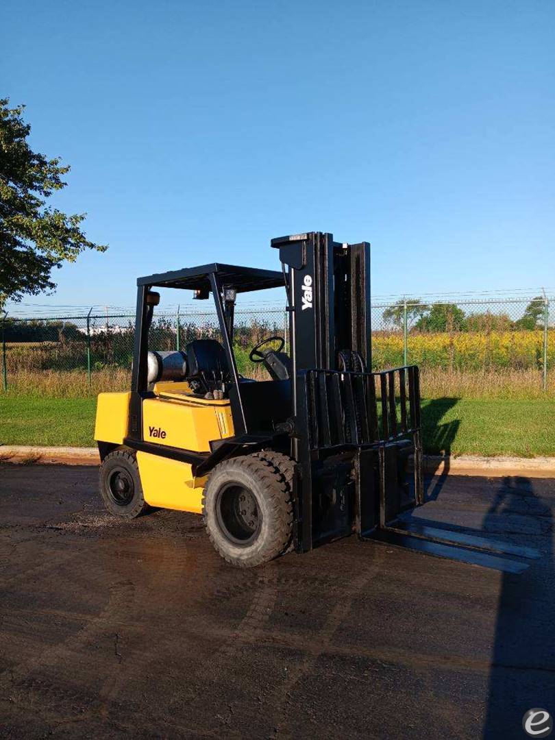 1999 Yale GTP090LGNGBE093