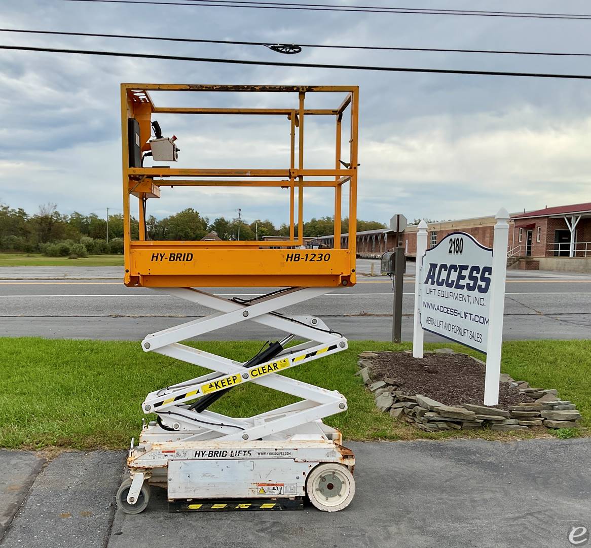 2016 Hy-Brid Lifts HB1230S3