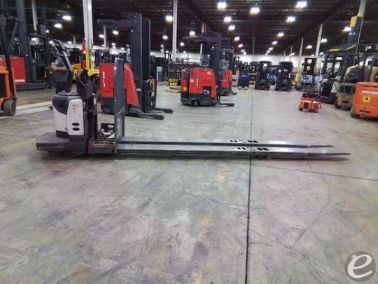 2013 Crown PE4500-80 Electric Forkl...