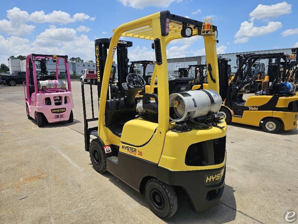 2017 Hyster H30FT