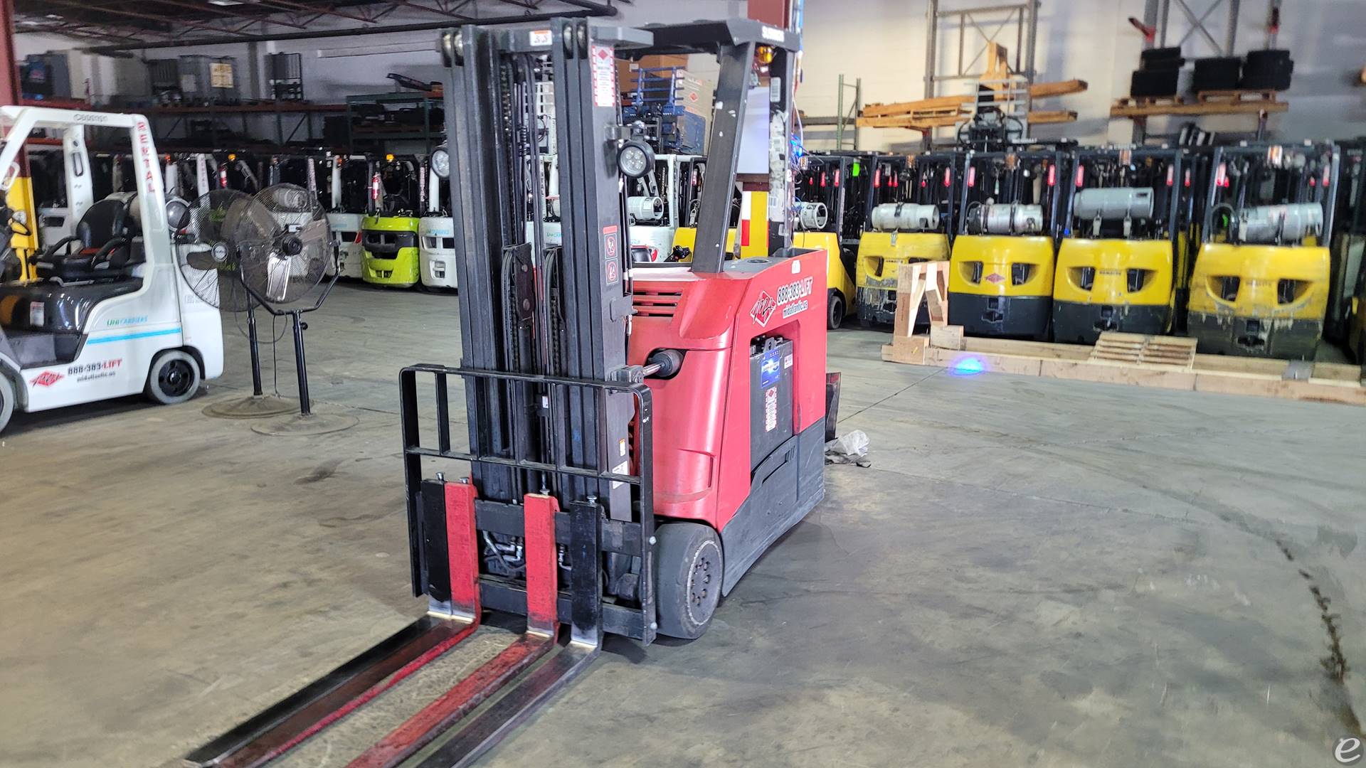 2014 Raymond 425-C50TT