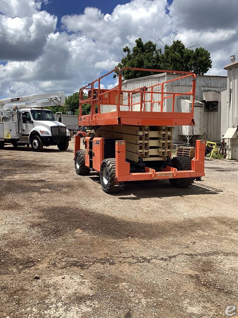 2018 JLG 430LRT