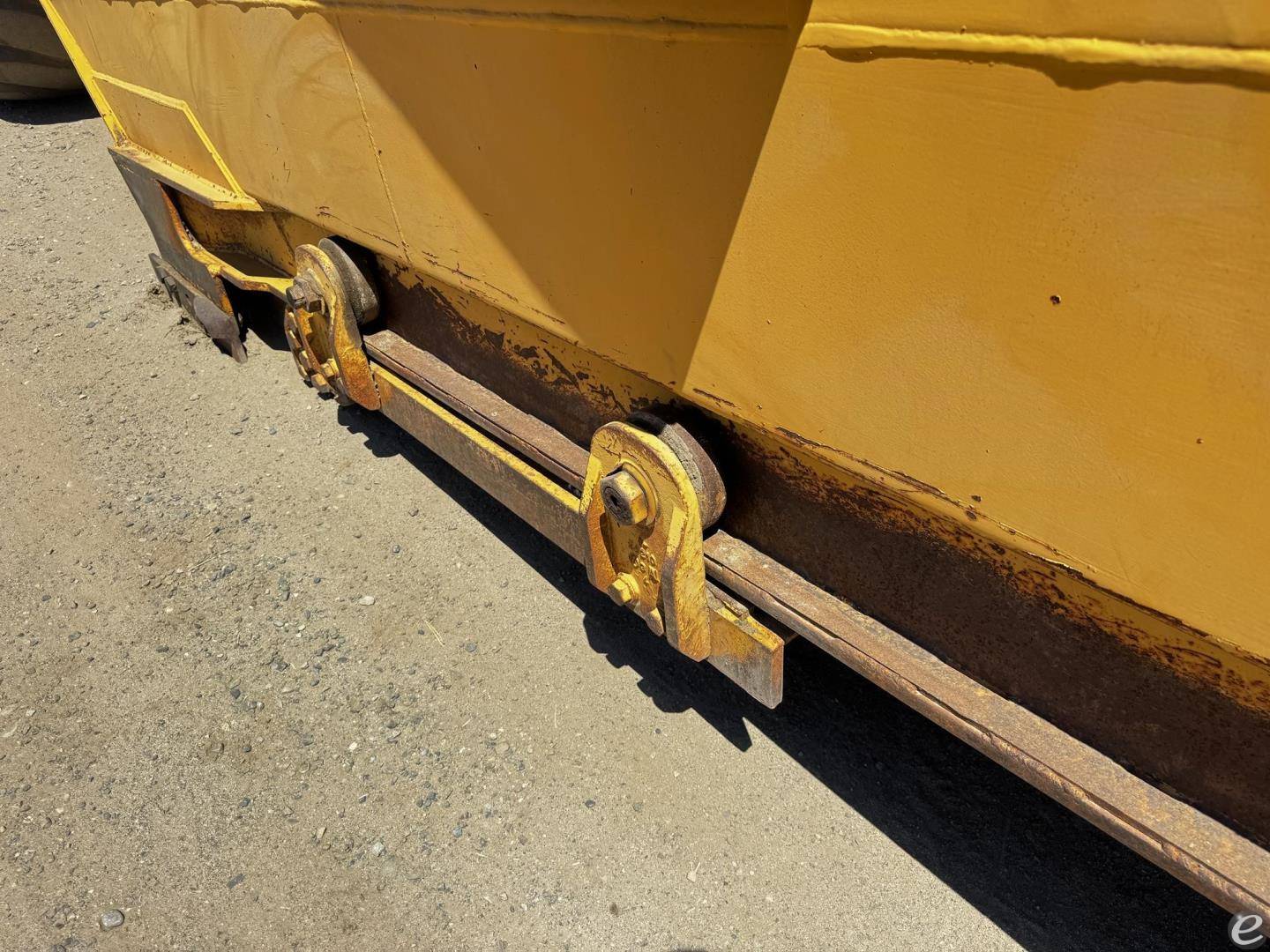 1984 Cat 615