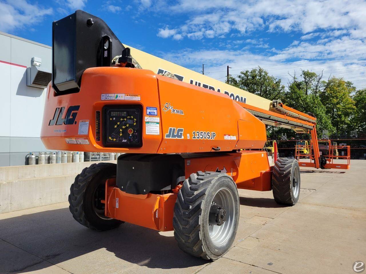 2009 JLG 1350SJP