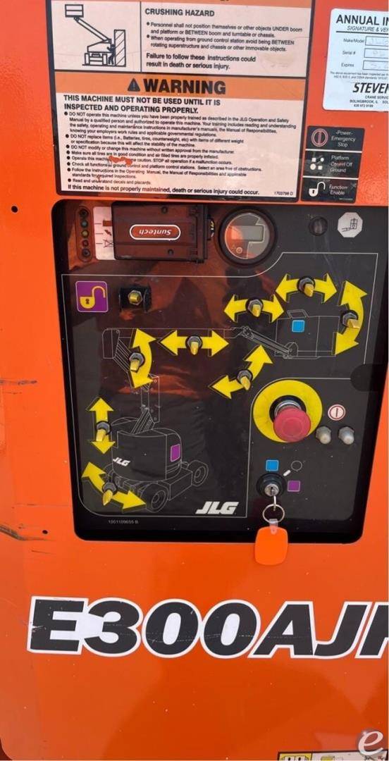 2015 JLG E300AJP