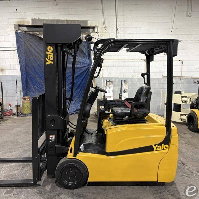 2022 Yale ERP040VT