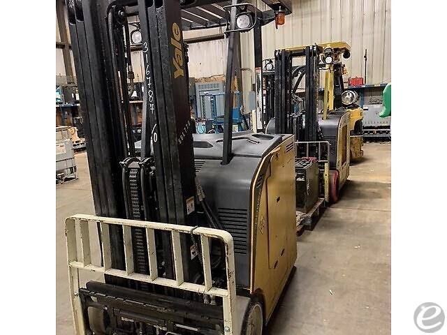2011 Yale ESC030AC Electric Forklift - 123Forklift