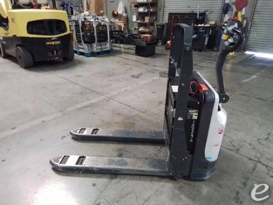 2018 Unicarriers WLXT2W7S22V Electric Forklift - 123Forklift