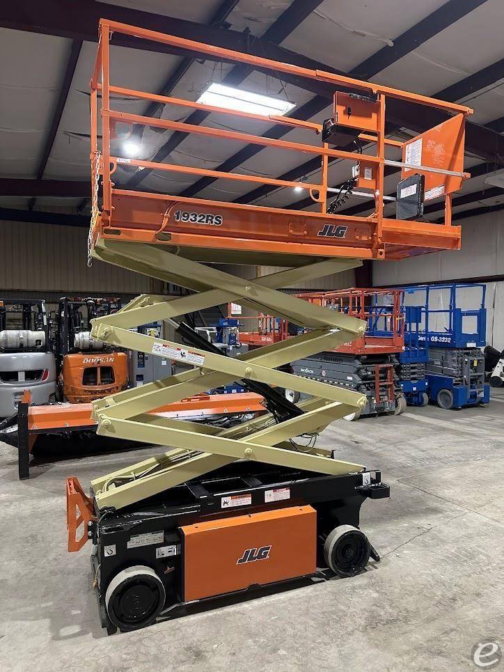 2015 JLG 1932RS Electric Scissor Lift - 123Forklift
