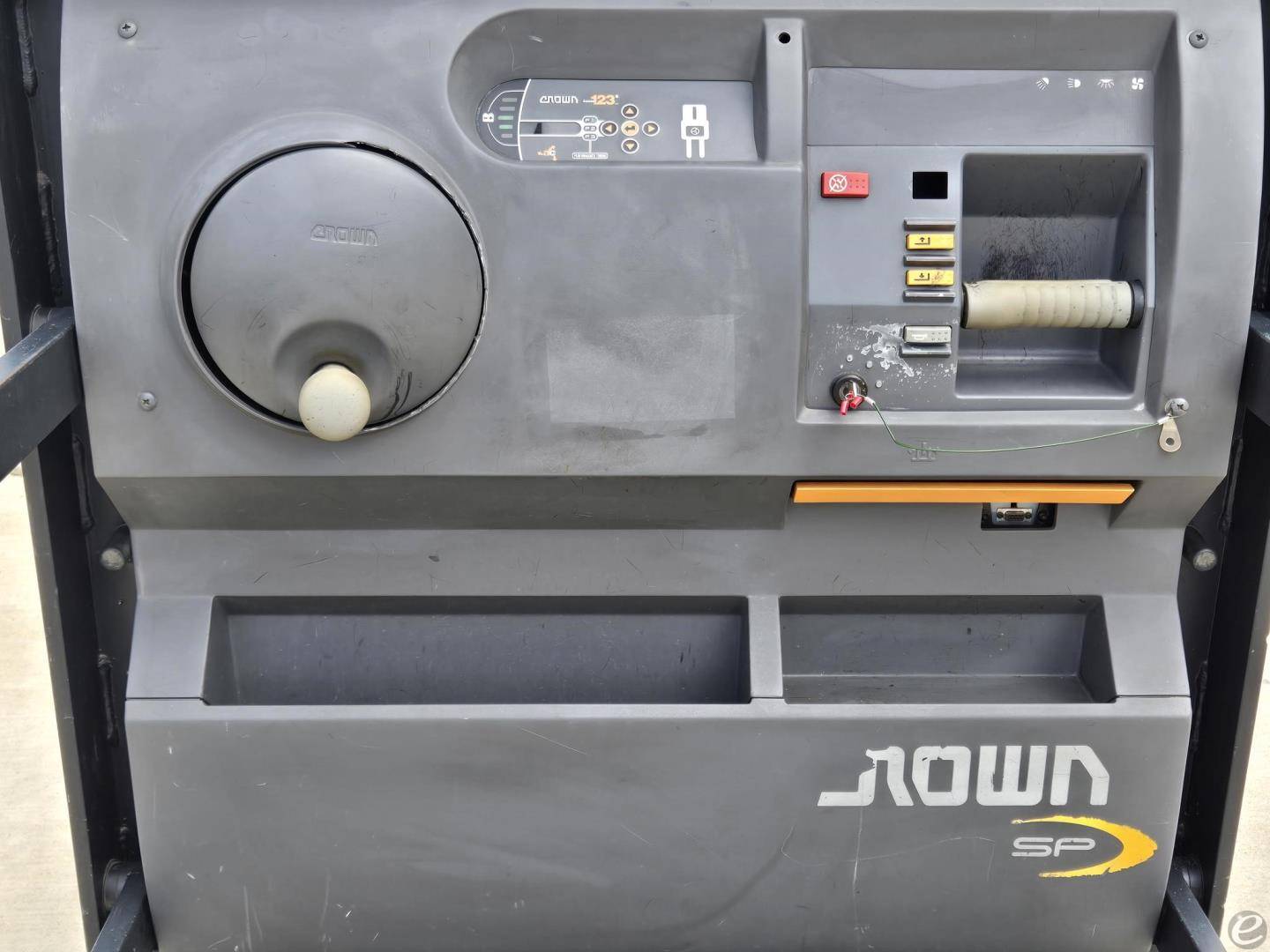 2008 Crown SP3505-30