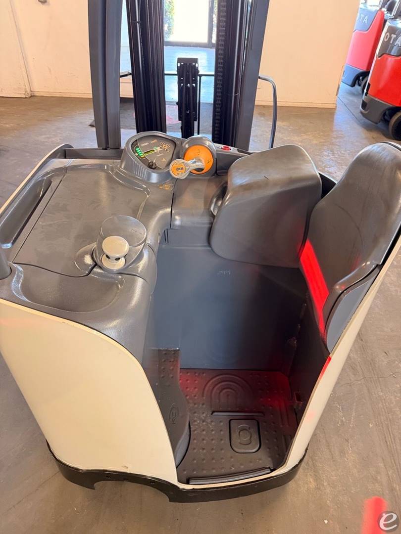 2018 Crown RC5530-30