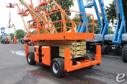 2018 JLG 430LRT