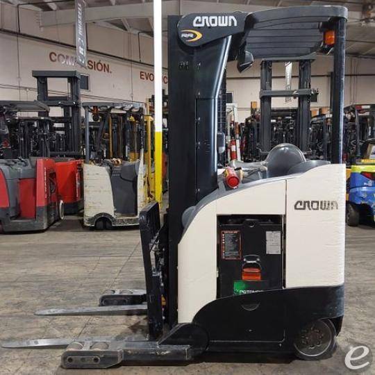 2019 Crown RR5725-45