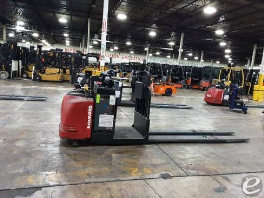 2015 Raymond 8510