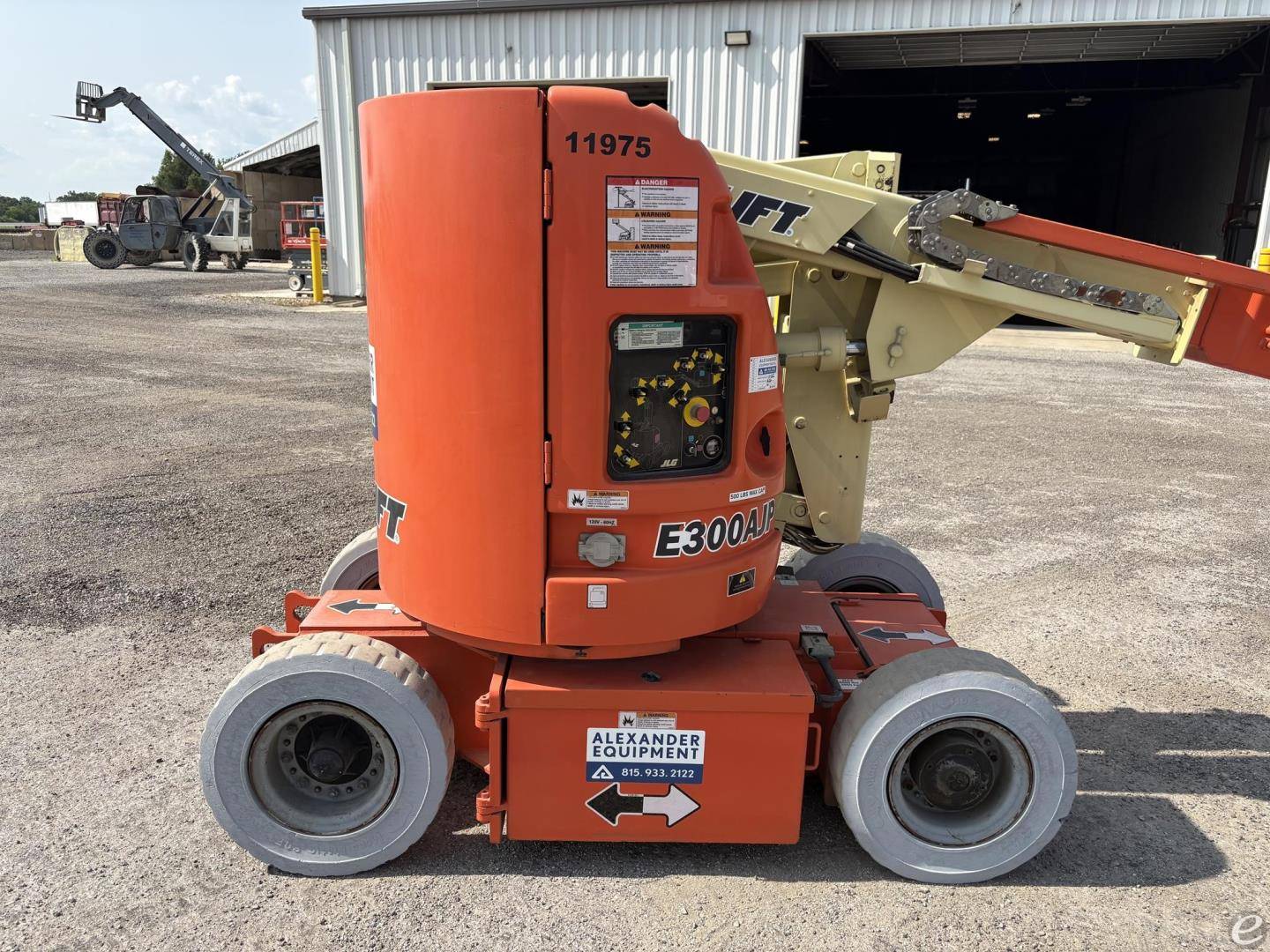 2002 JLG E300AJP