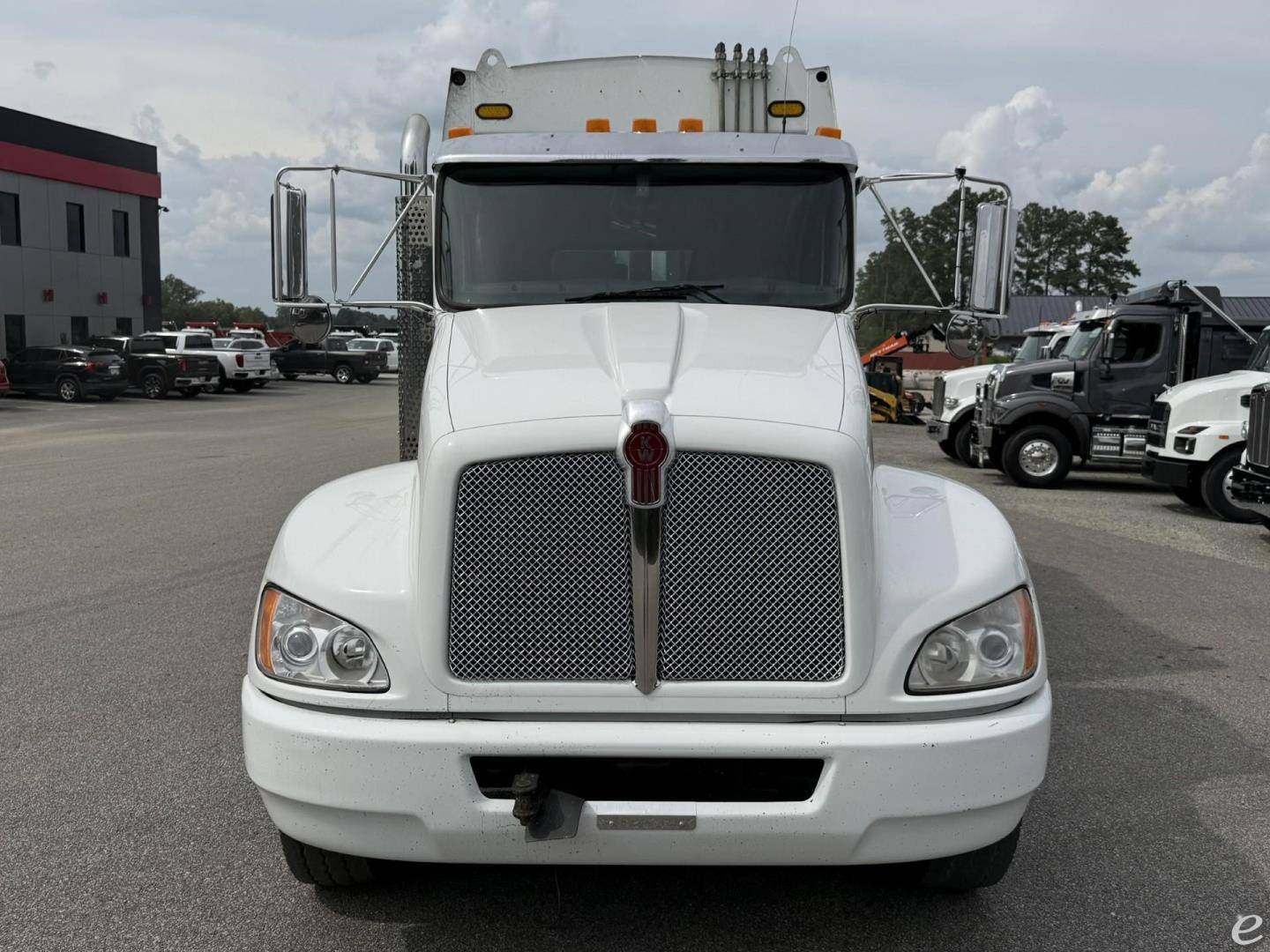 2020 Kenworth T370