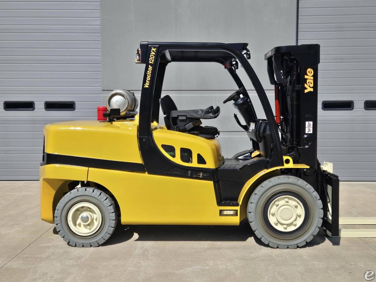 2021 Yale GLP120VX