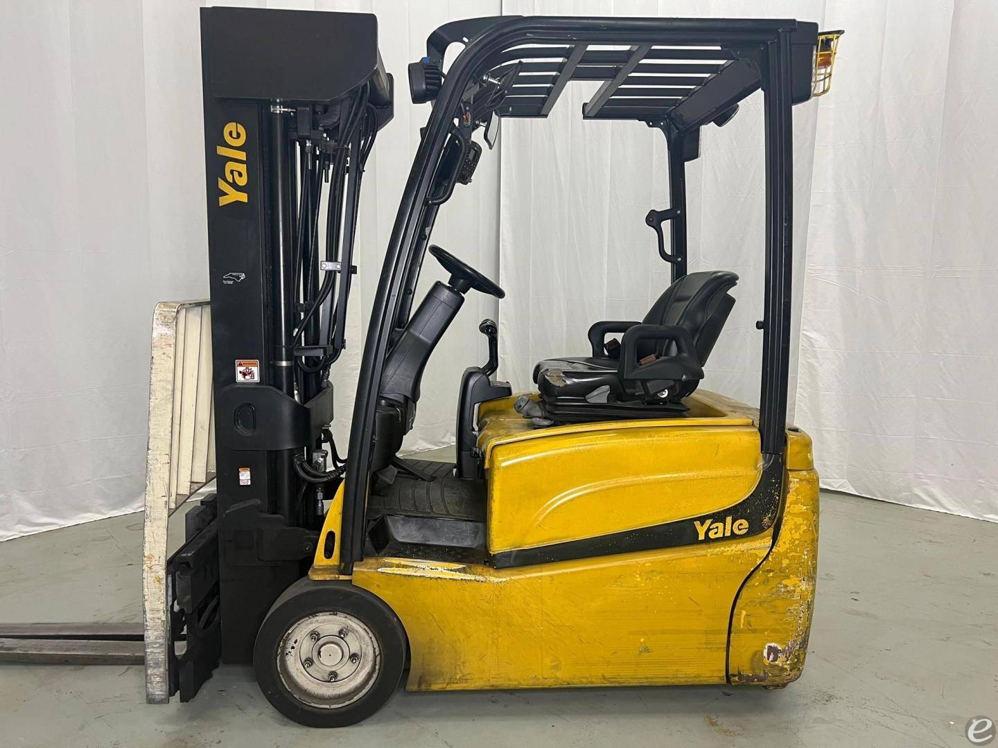 2015 Yale ERP040VT