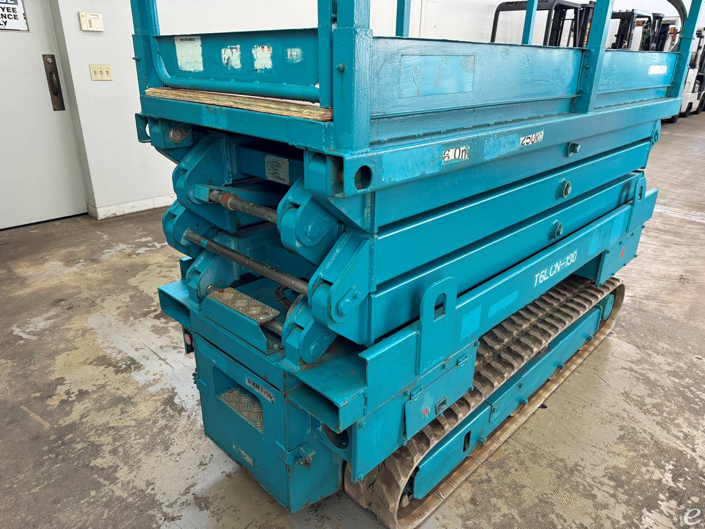 2008 Used Airman ENCL060