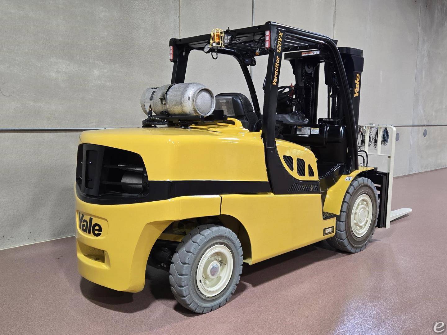 2021 Yale GLP120VX