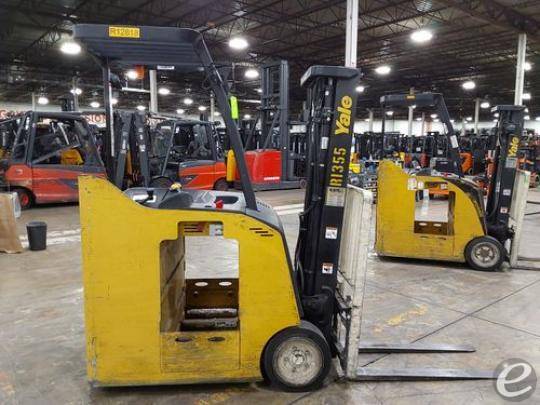 2013 Yale ESC030 Electric Forklift