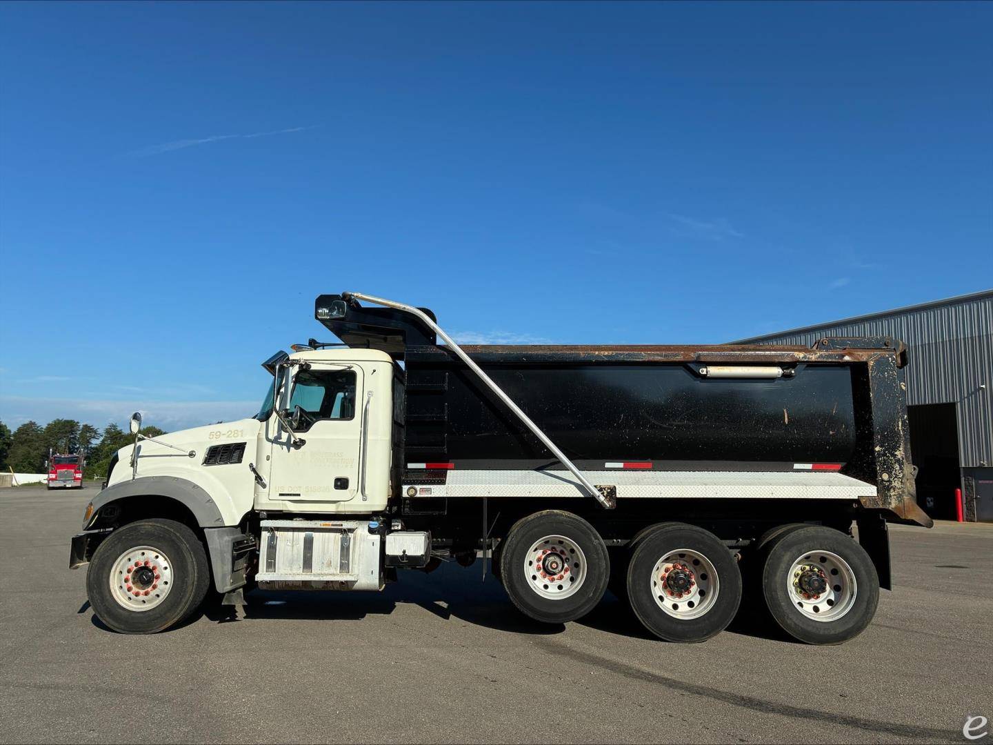 2020 Mack GRANITE 64FR