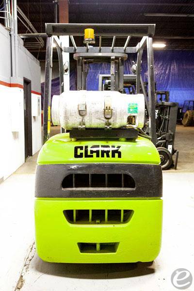 2015 Clark C25CL