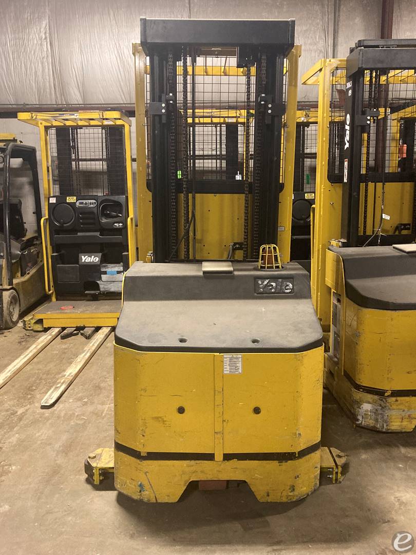 2015 Yale OS030 Electric Order Picker - 123Forklift