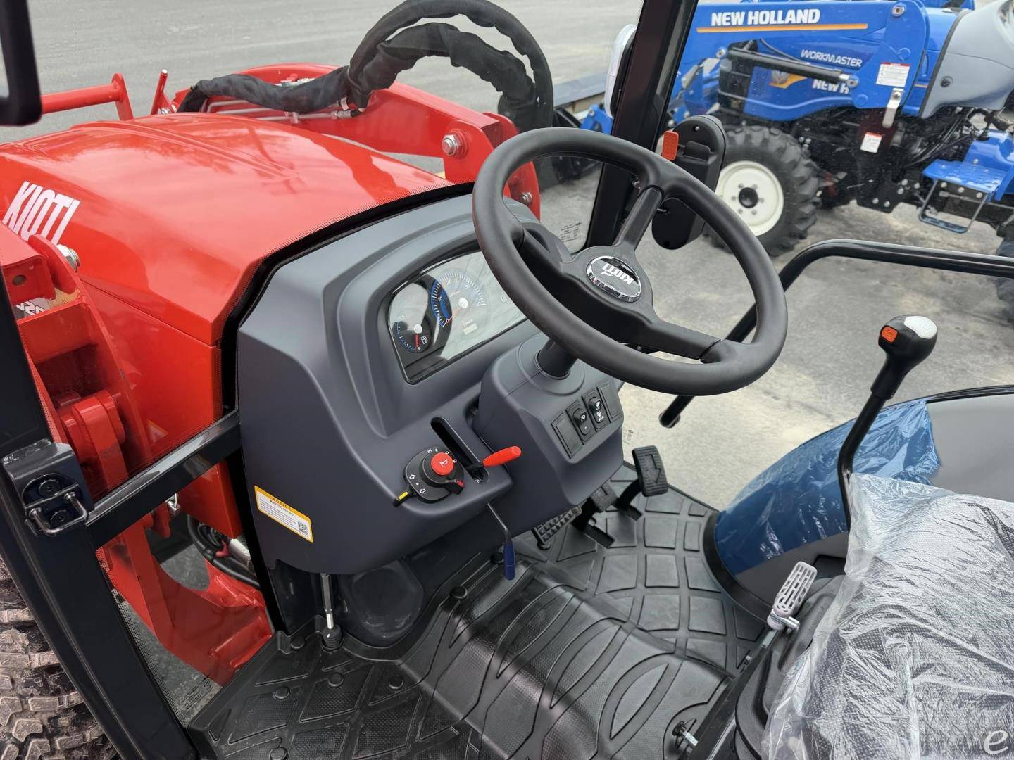 2026 KIOTI CK4020SEH CAB