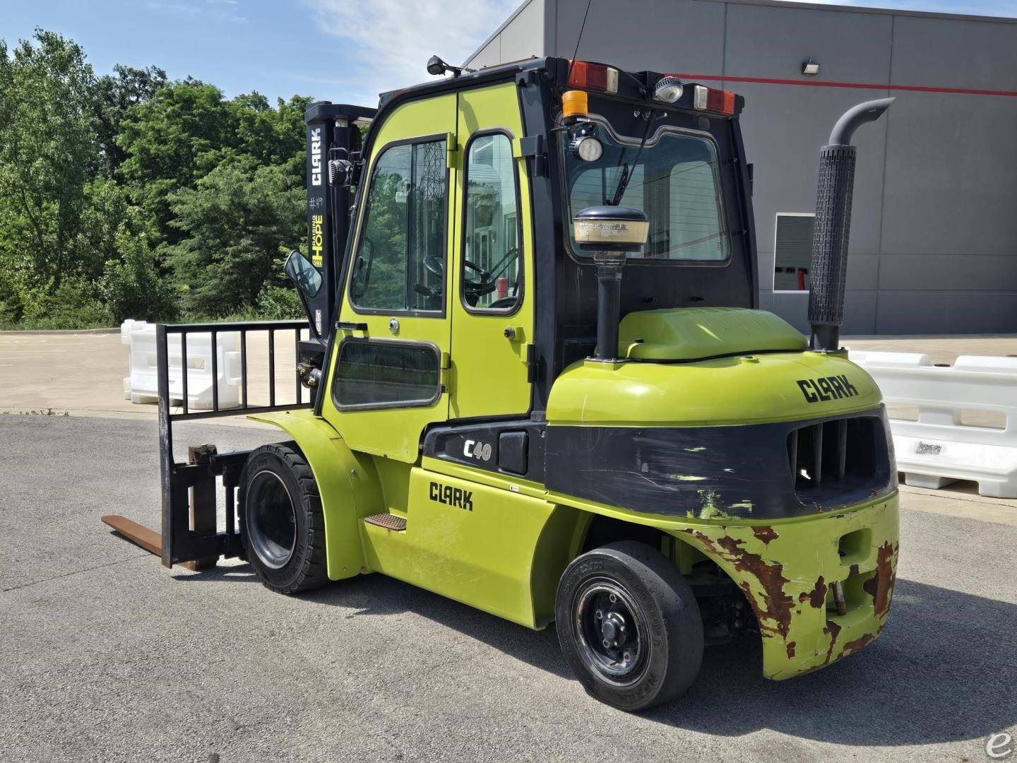 2021 Clark C40D