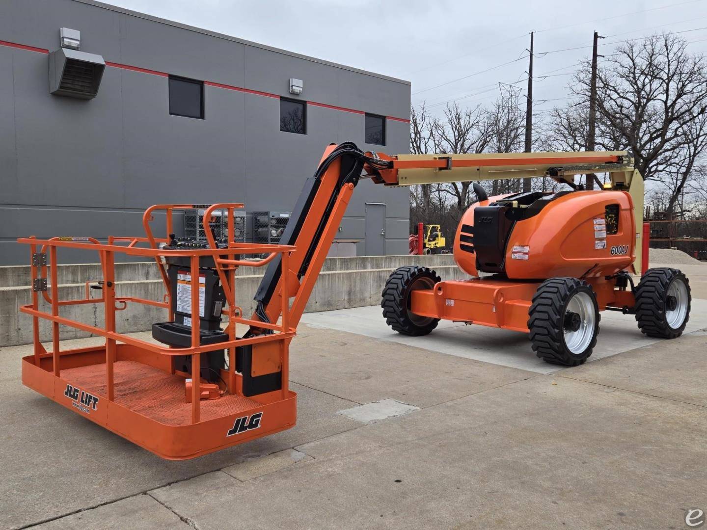 2014 JLG 600AJ Dual Fuel Boom Lift - 123Forklift