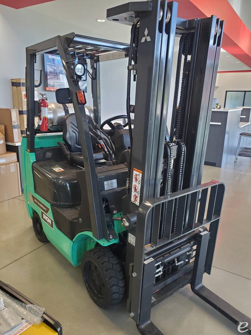 2025 Mitsubishi FGC20CN4