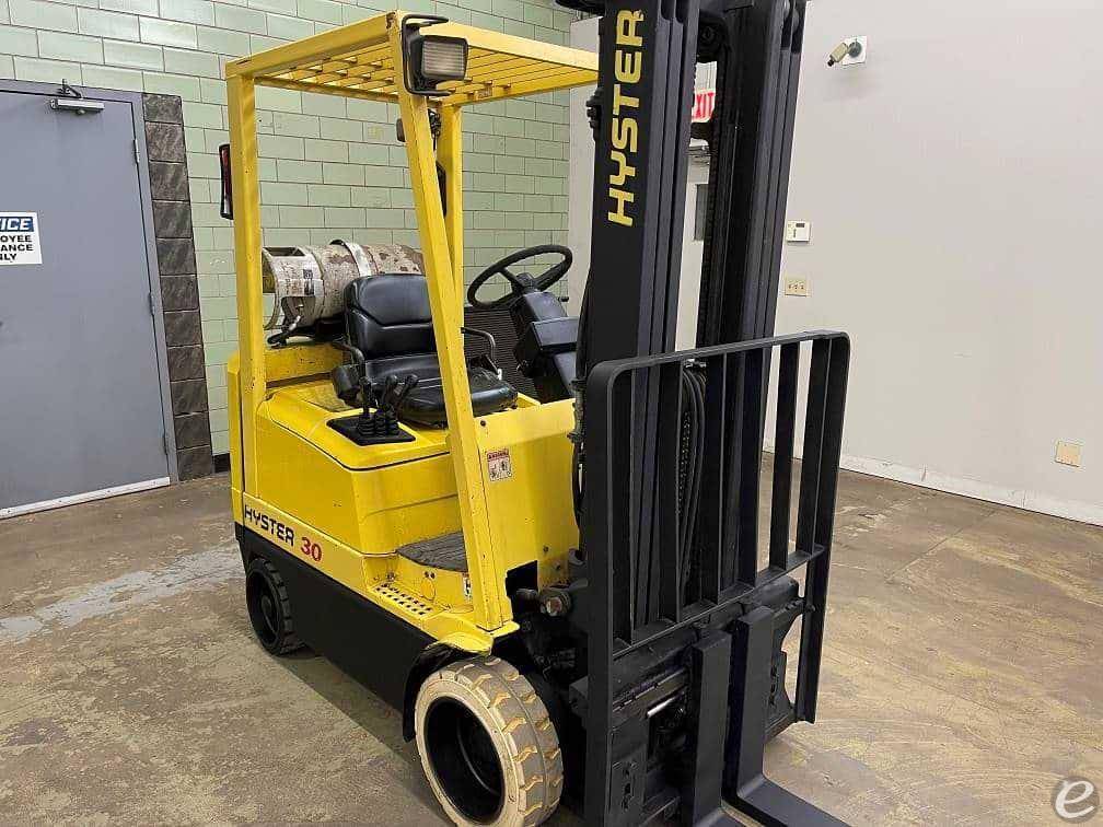 1998 Hyster S30XM Cushion Tire Forklift - 123Forklift