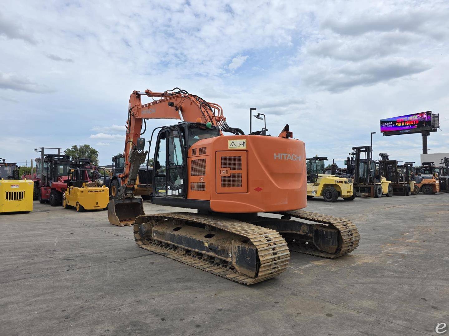 2016 Hitachi ZX225US LC-5B