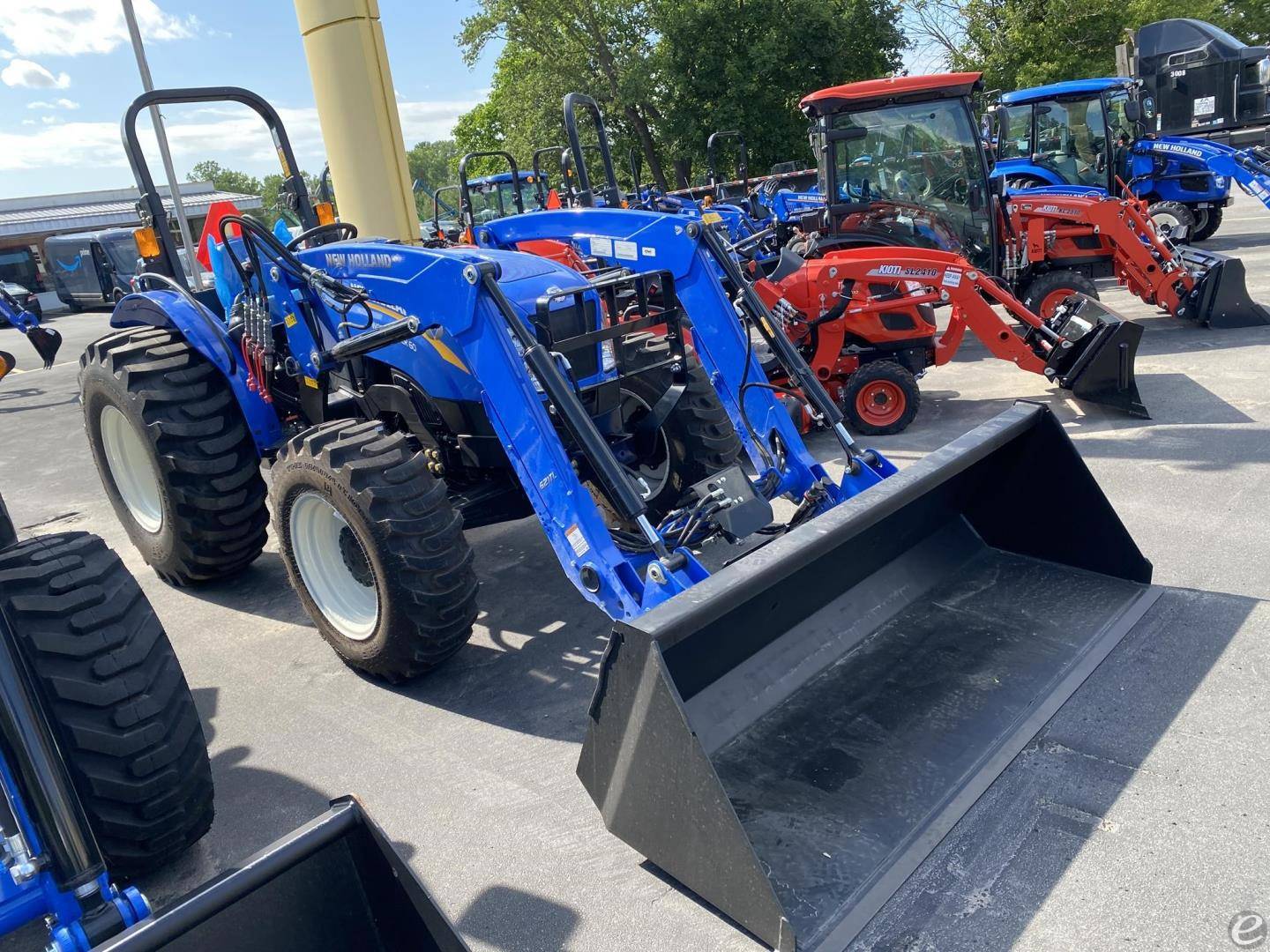 2025 New Holland WORKMASTER 60