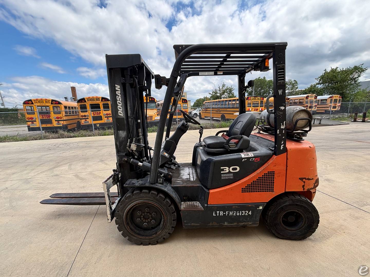 2011 Doosan G30E-5