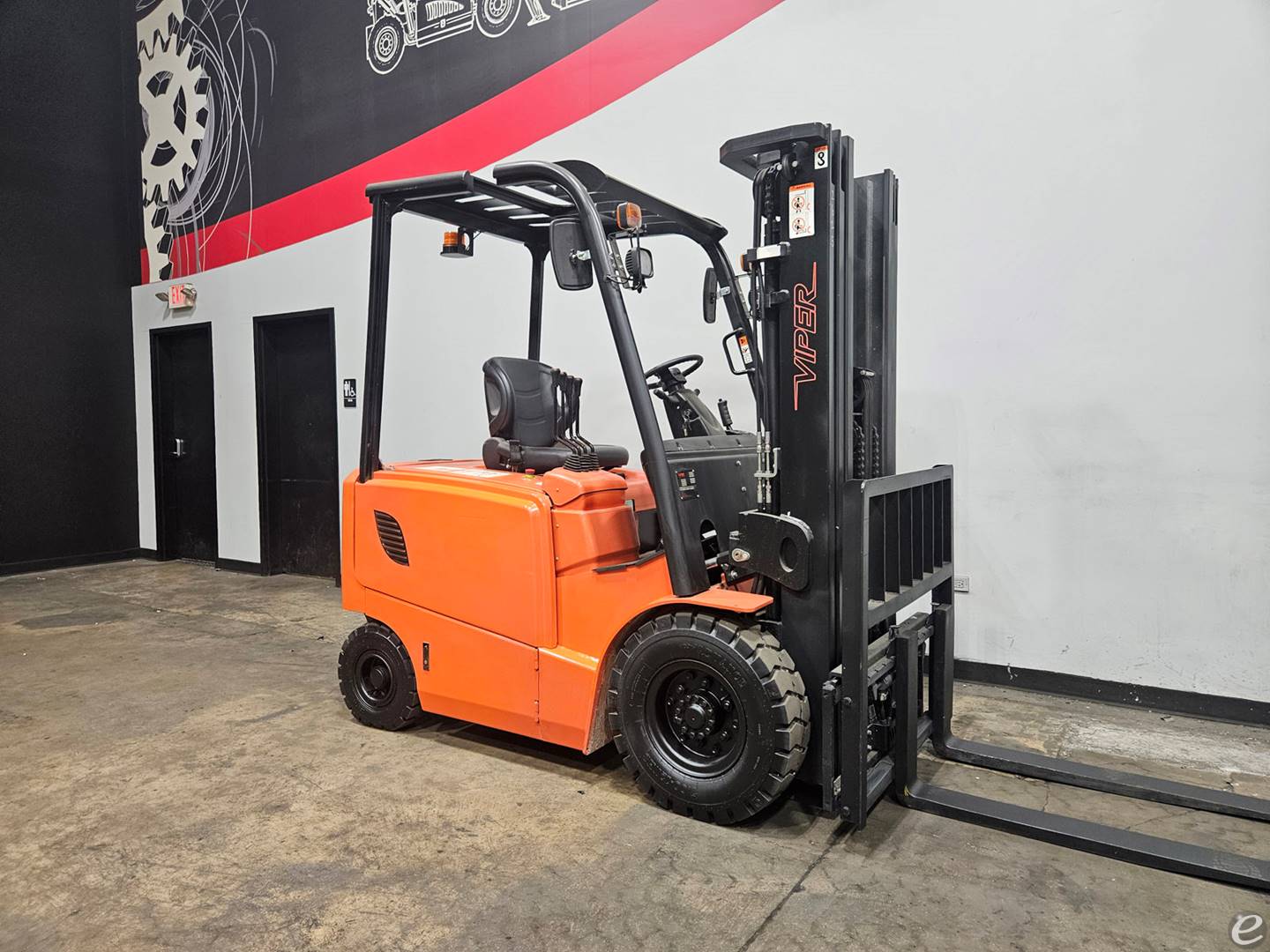 2023 Viper Lift Trucks FB25