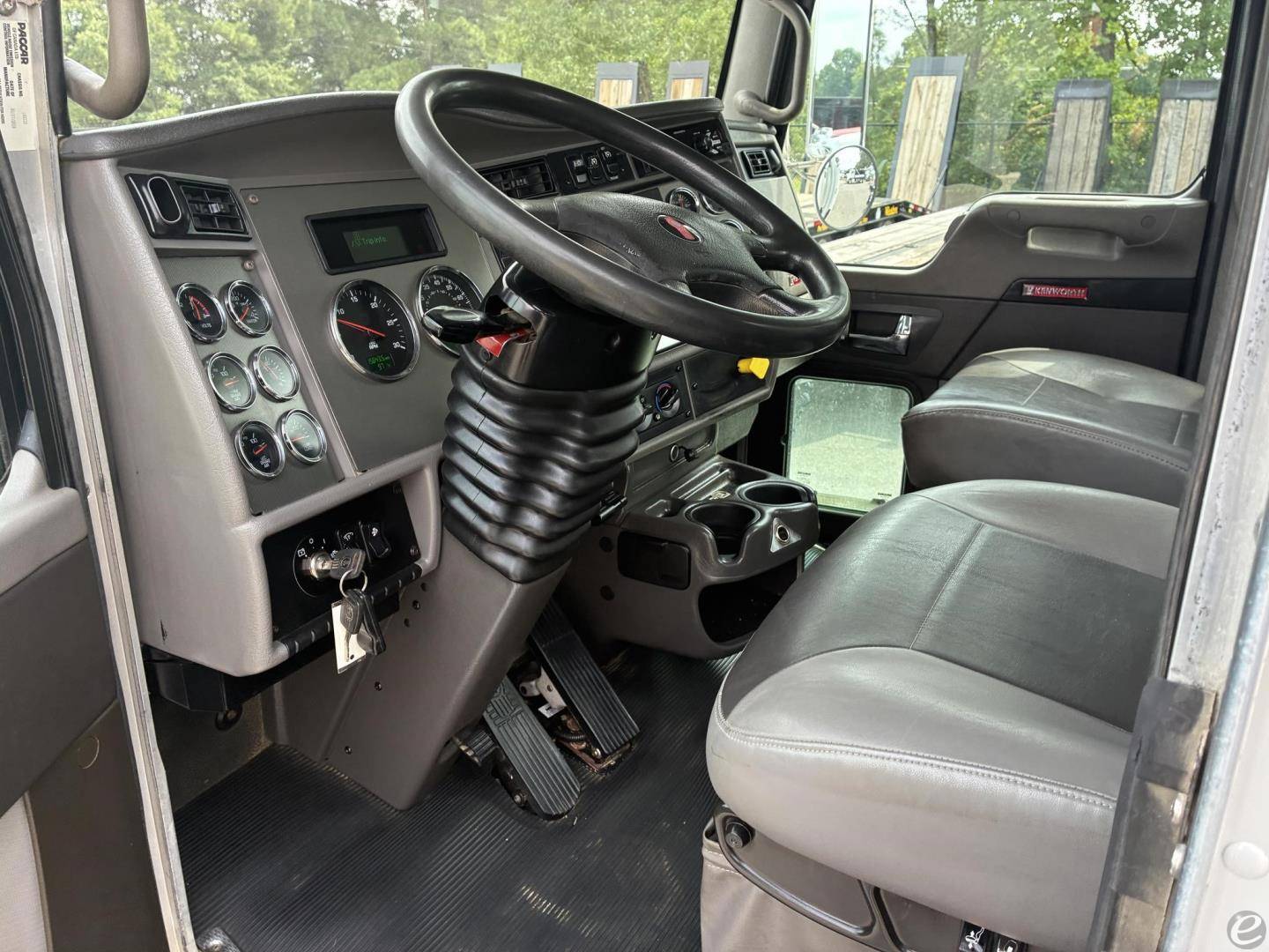 2017 Kenworth T370