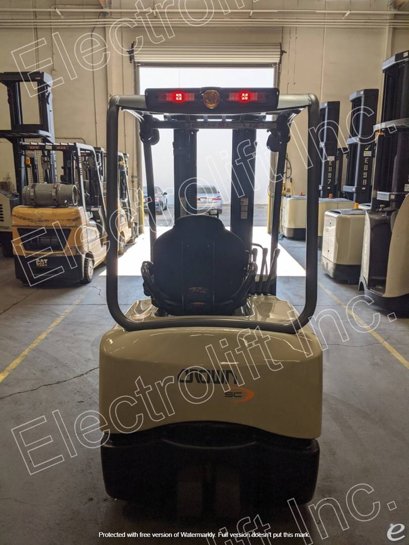 2015 Crown SC5225-30