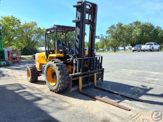 2018 JCB 940