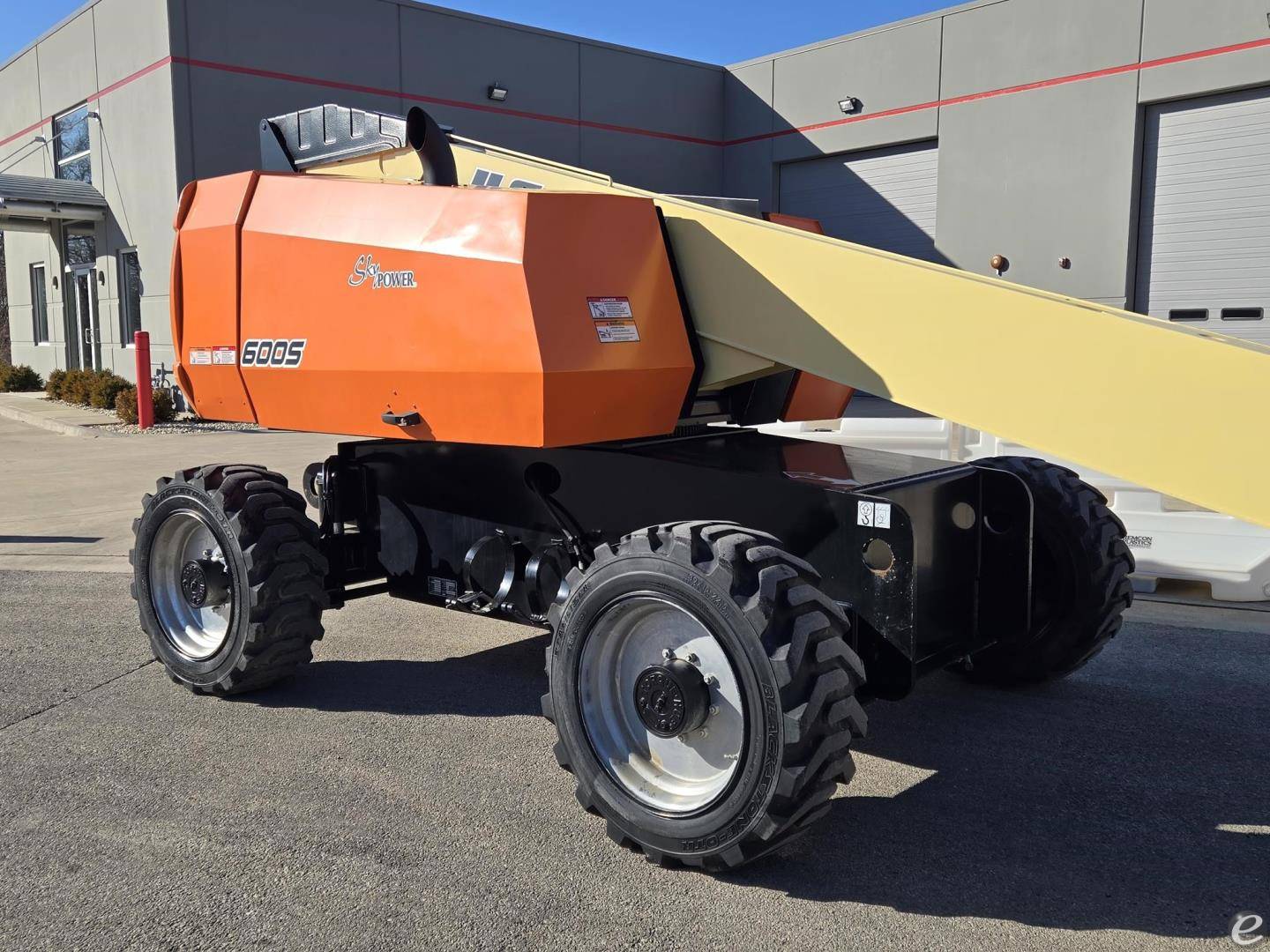 2014 JLG 600S