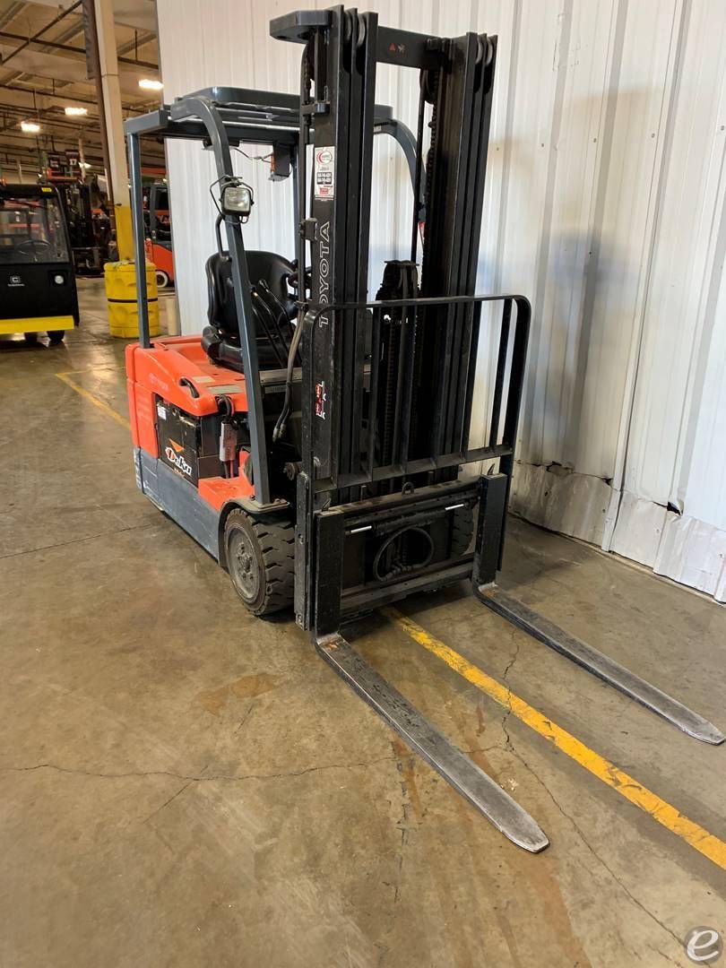 2011 Toyota 7FBEU18 Electric Forklift - 123Forklift