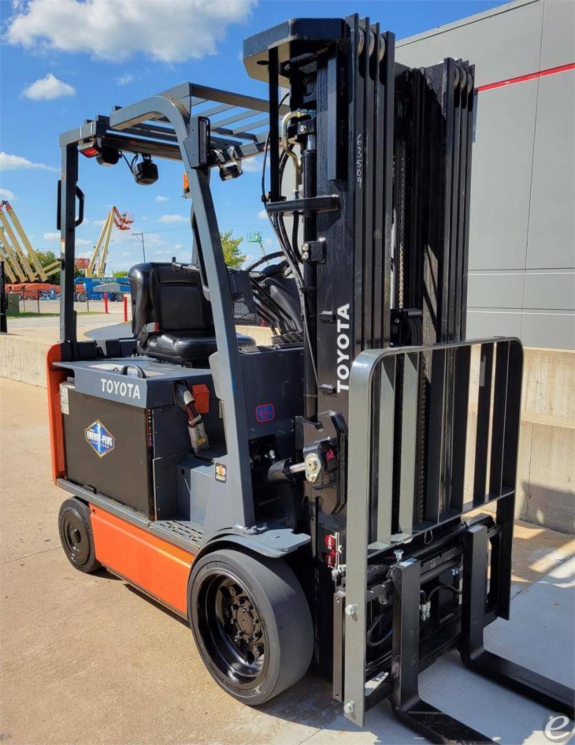 2017 Toyota 8FBCHU25 Electric Forklift - 123Forklift