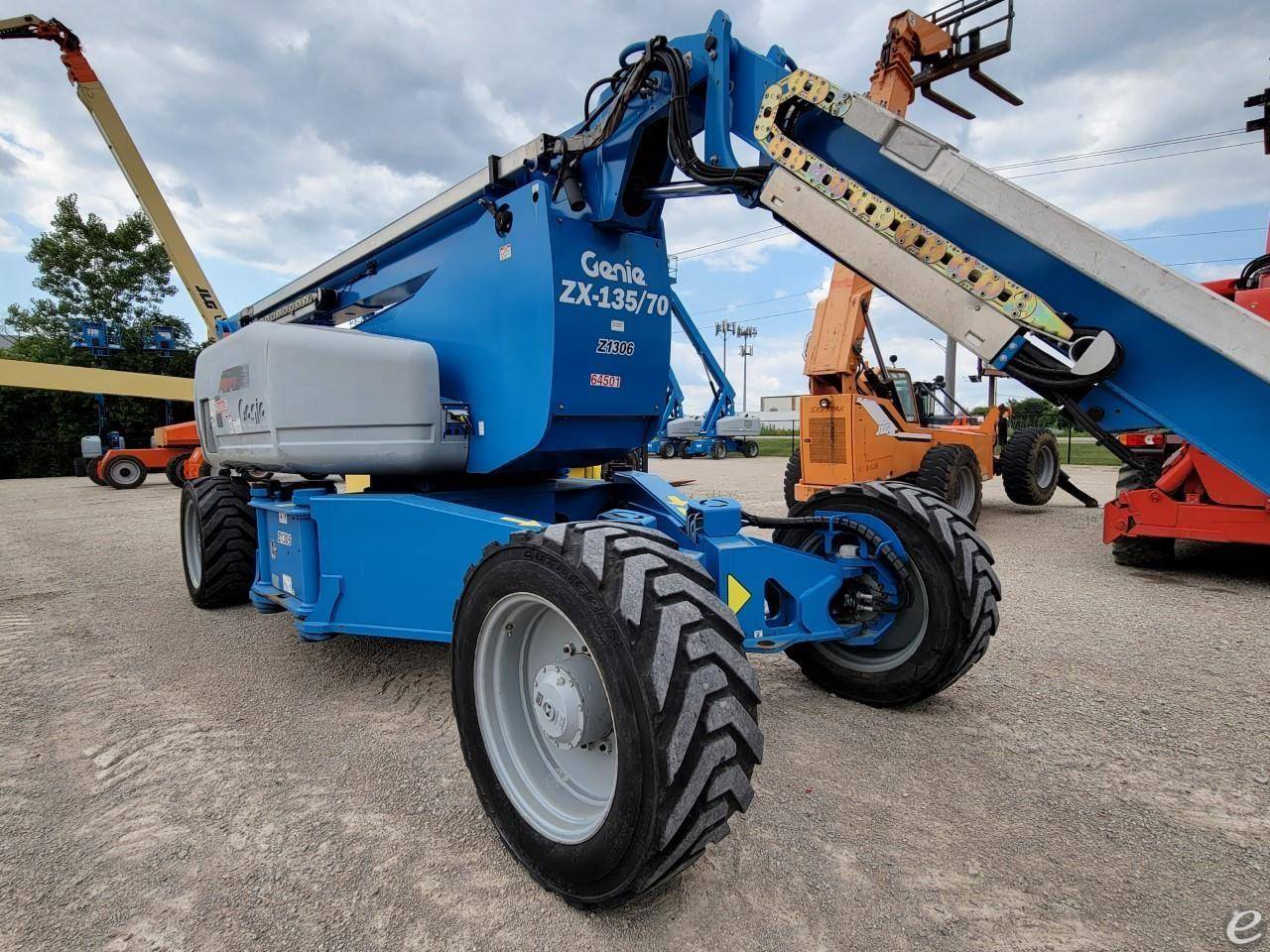 2015 Genie ZX135/70