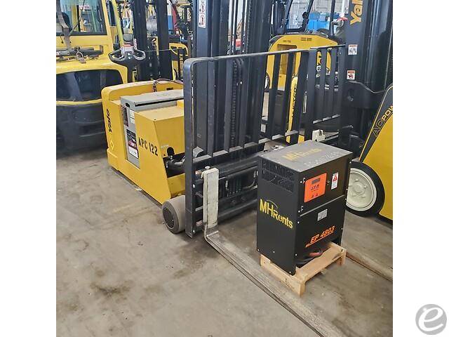 2016 Yale MCW040-E Electric Forklift - 123Forklift