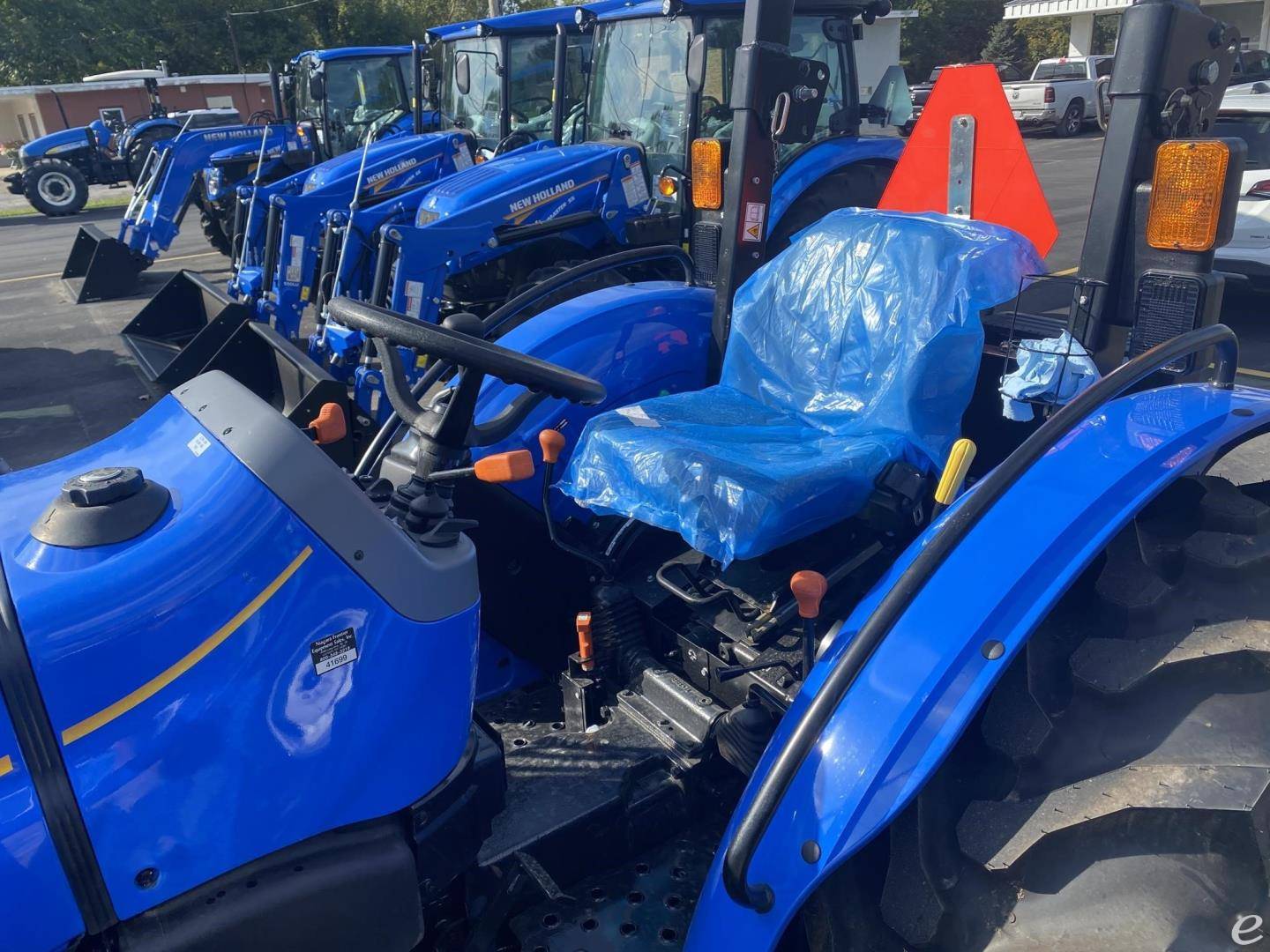 2025 New Holland WORKMASTER 70