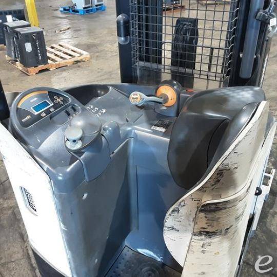 2019 Crown RR5725-45