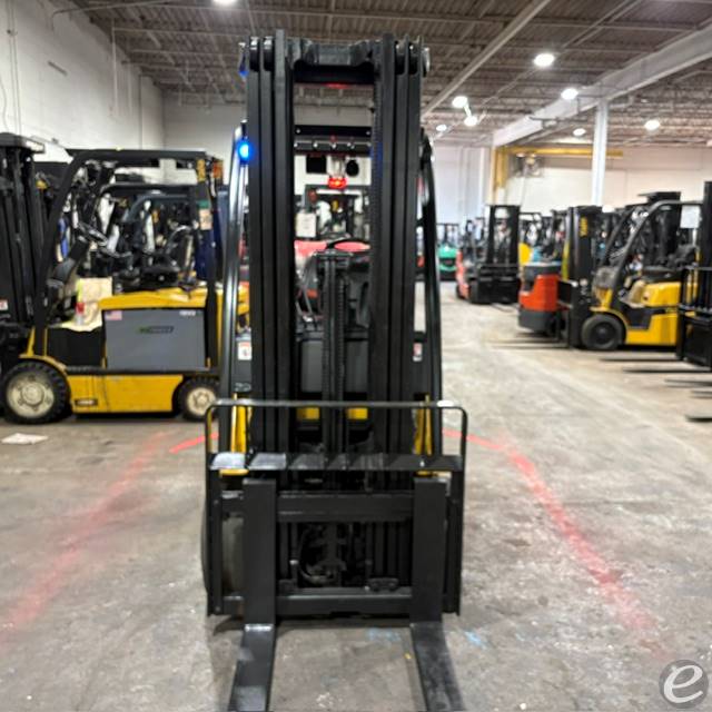 2019 Yale GLC060VX