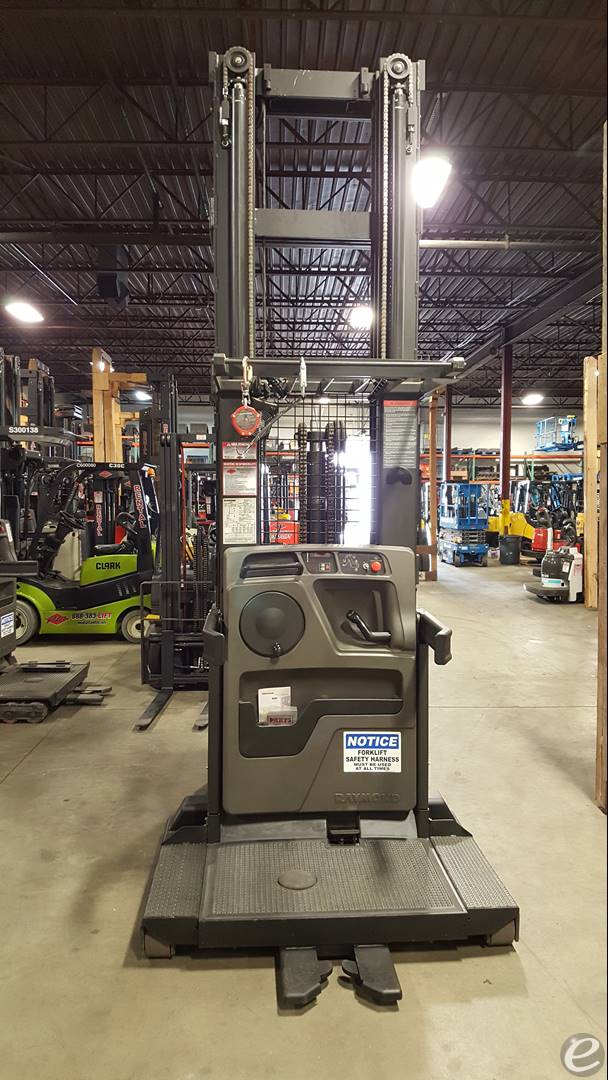 2015 Raymond 560-OPC30TT