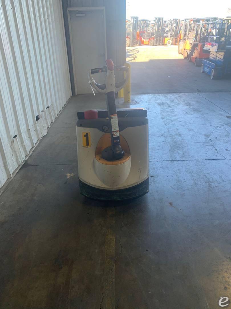  Crown WP3035-45 Electric Forklift - 123Forklift